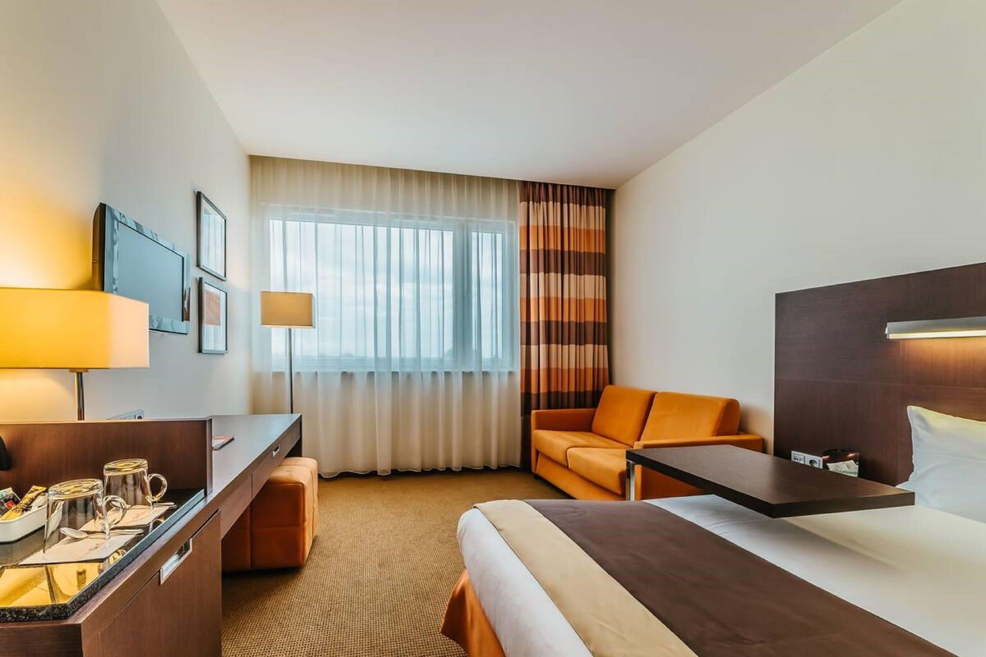 Hotel Desilva Warszawa Piaseczno à Piaseczno  Extérieur photo