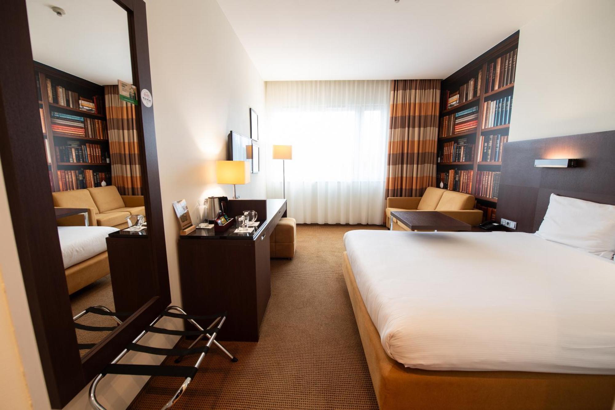 Hotel Desilva Warszawa Piaseczno à Piaseczno  Extérieur photo
