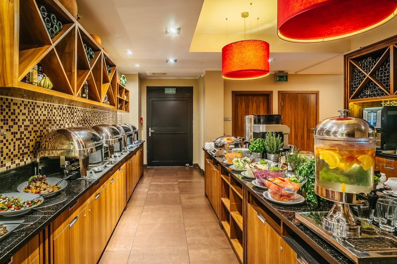 Hotel Desilva Warszawa Piaseczno à Piaseczno  Extérieur photo